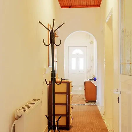 Kanakades Village House