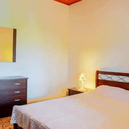 Kanakades Village House Holiday home *