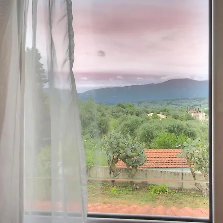 Kanakades Village House Holiday home *
